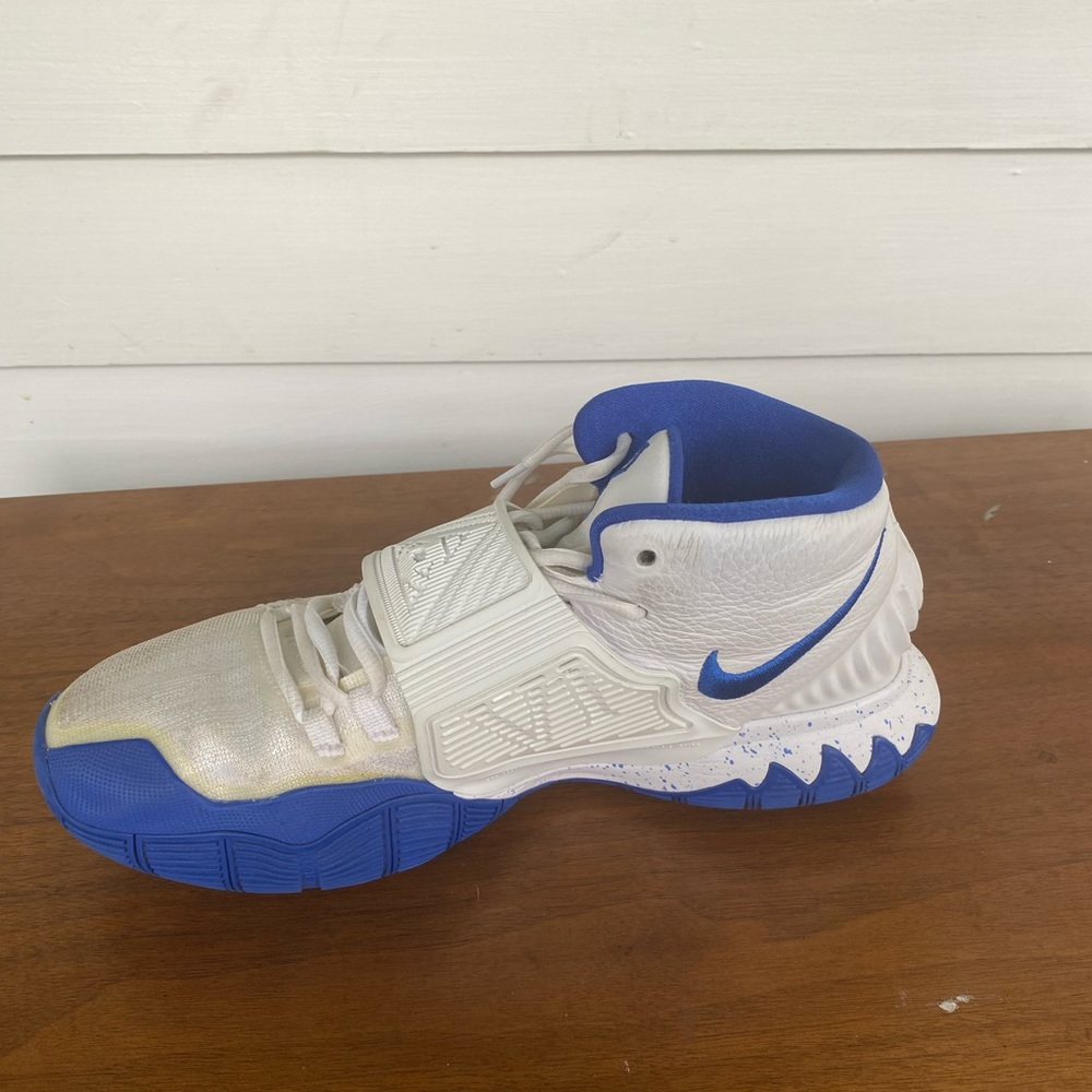 Nike blue& white men size 10